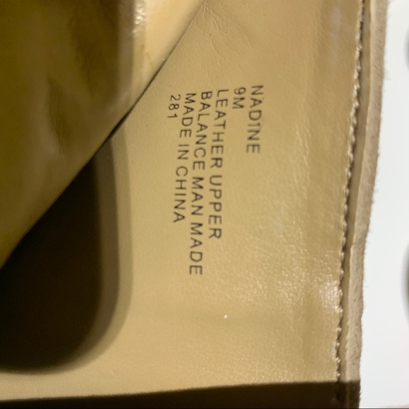 Shoemint heeled camel booties - Picture 3 of 4